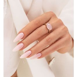 Elegant neglemanikyr, kremrosa